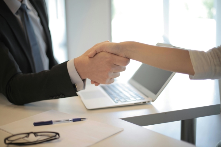 Strategies for Integrating Email Marketing with Social Media
